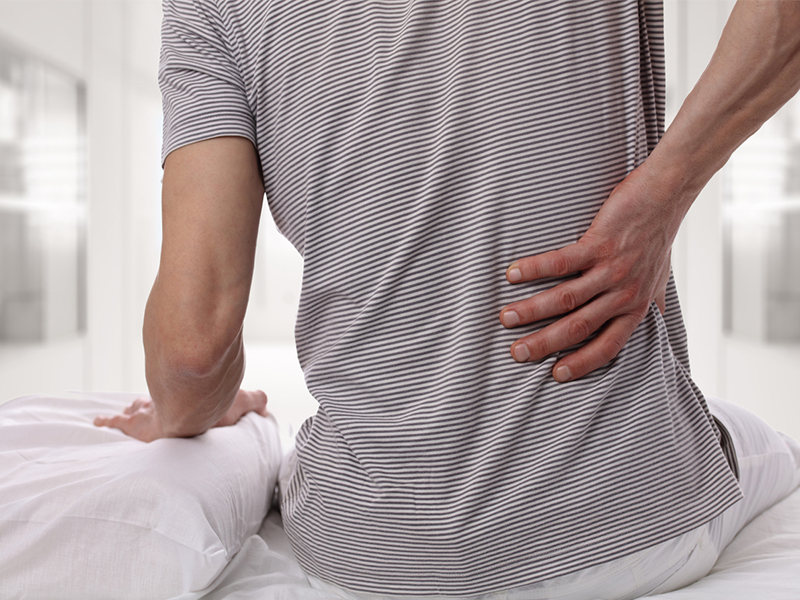 بی حسی در لگن از علائم دیسک کمر خفیف