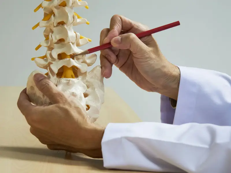 هزینه جراحی دیسک کمر با لیزر