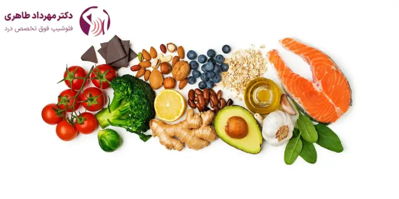 آناناس از غذاهای مفید برای دیسک گردن