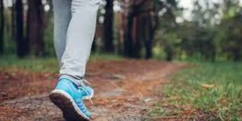 آیا پیاده‌روی برای دیسک کمر خوب است؟