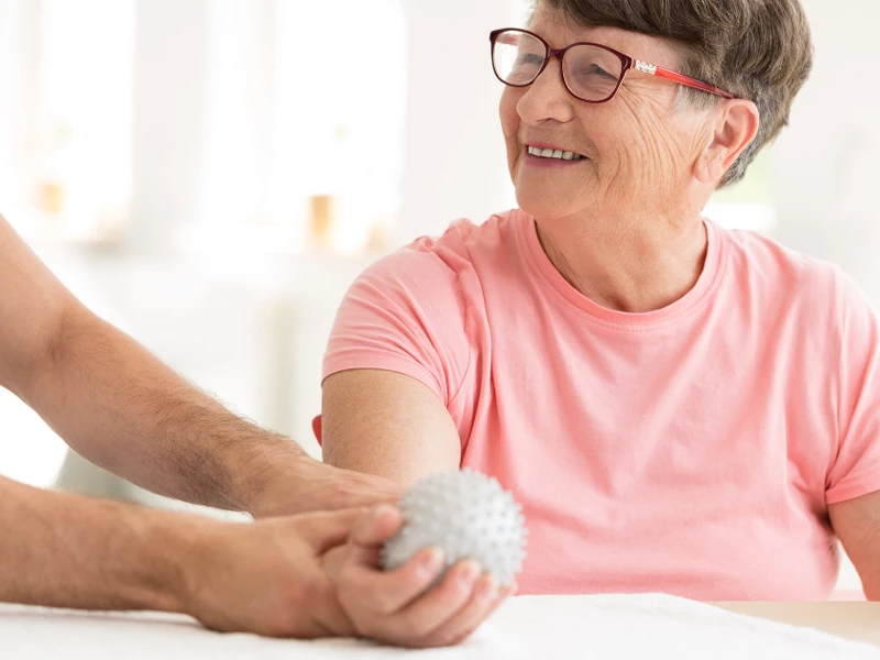 روش های غیرجراحی درمان درد دست